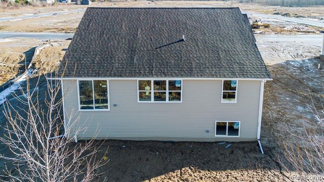 2367 Baltimore, Davison, MI 48423