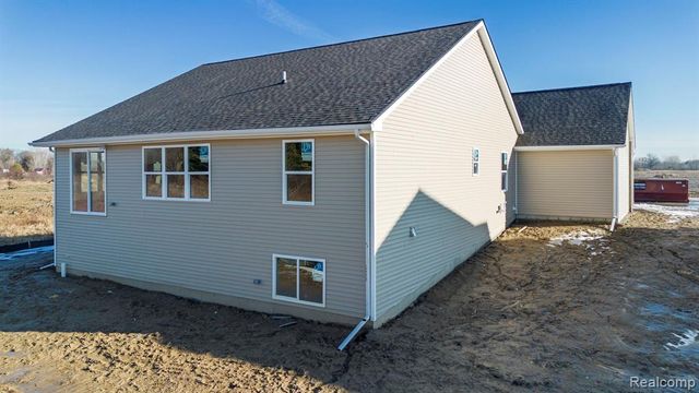 2367 Baltimore, Davison, MI 48423