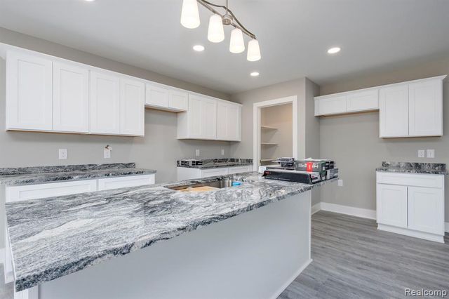 2367 Baltimore, Davison, MI 48423