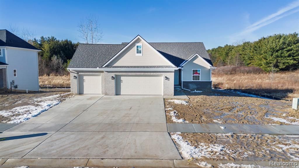 2367 Baltimore, Davison, MI 48423