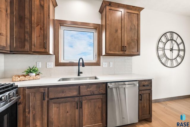 215 E 8th St Street, Tea, SD 57064