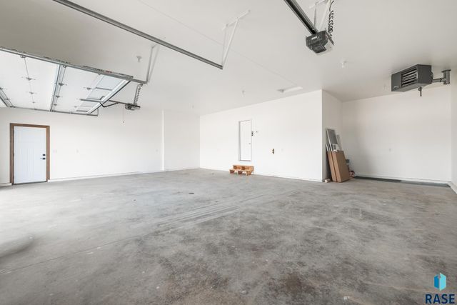 215 E 8th St Street, Tea, SD 57064