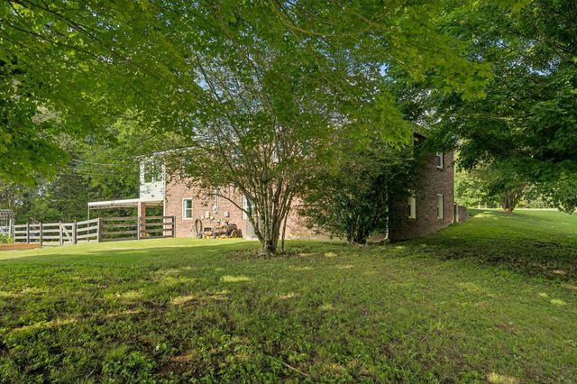 1326 Shahan Rd, Ashland City, TN 37015