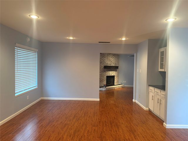 2712 Scenic Hills Drive, Bedford, TX 76021