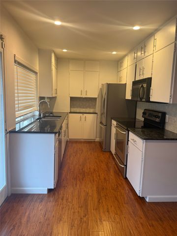 2712 Scenic Hills Drive, Bedford, TX 76021