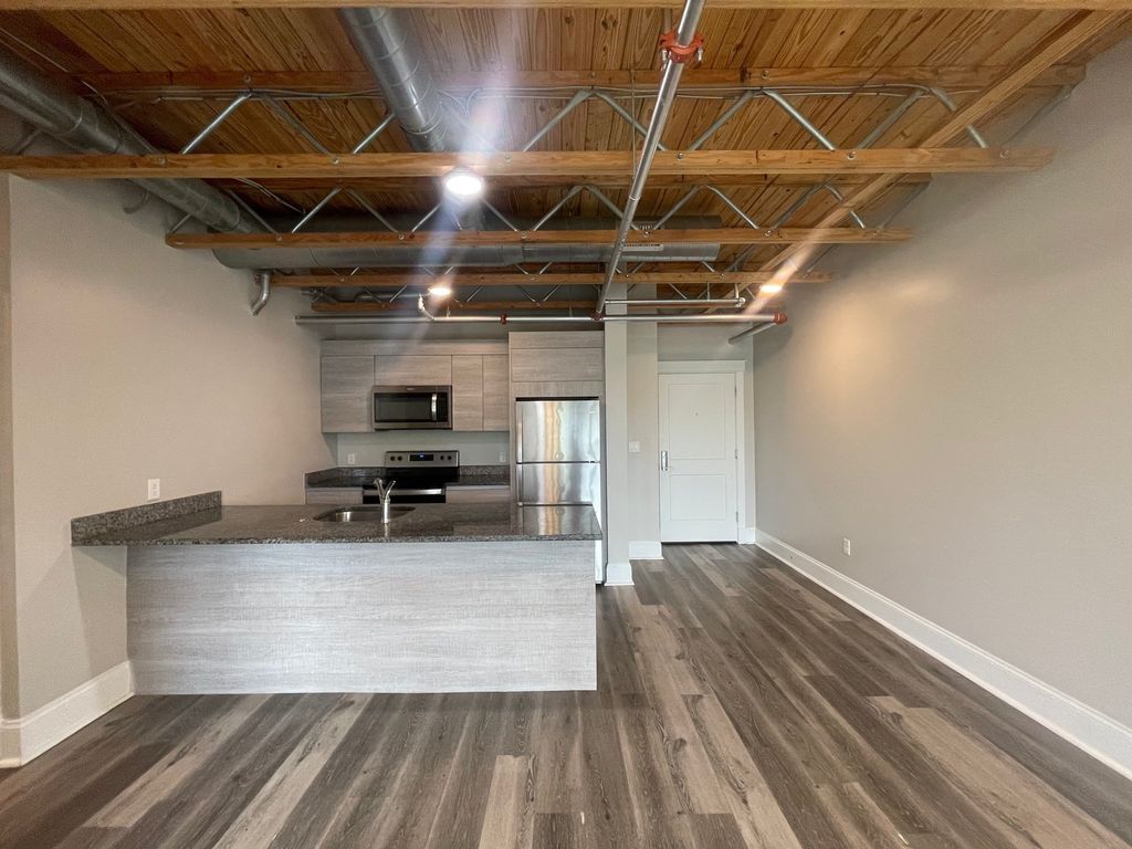 350 Pleasant St 316, Watertown, MA 02472