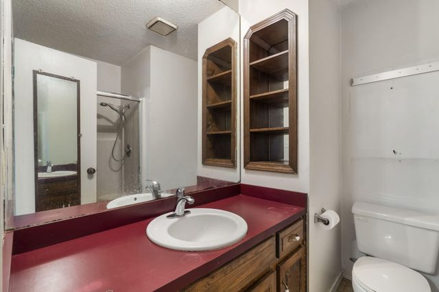 1160 East Highpoint Street, Springfield, MO 65810