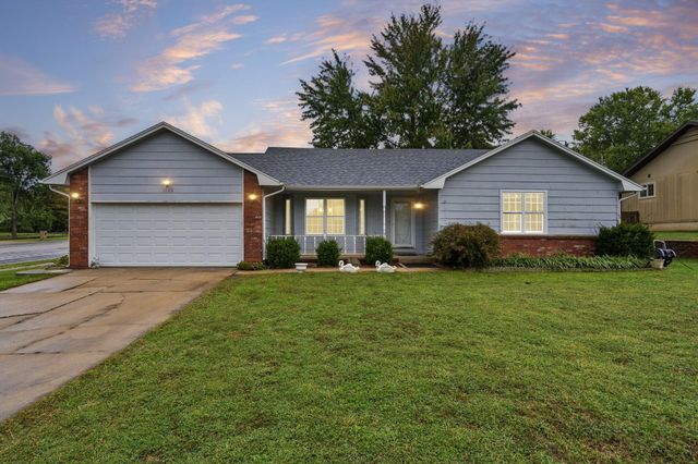 1160 East Highpoint Street, Springfield, MO 65810
