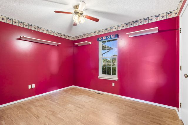1160 East Highpoint Street, Springfield, MO 65810