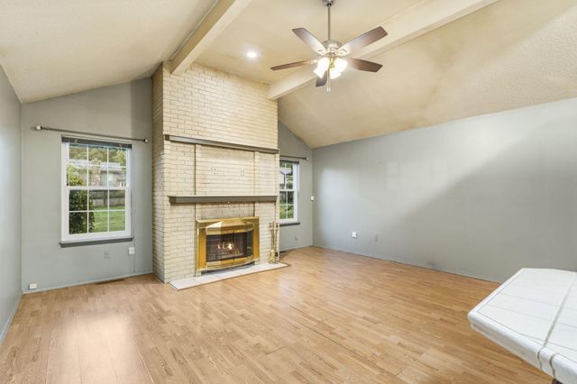 1160 East Highpoint Street, Springfield, MO 65810