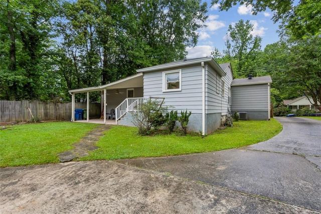 1910 La Dawn Lane, Atlanta, GA 30318