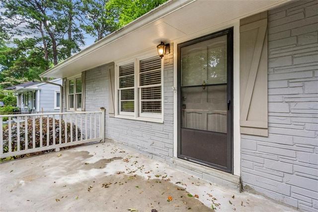 1910 La Dawn Lane, Atlanta, GA 30318