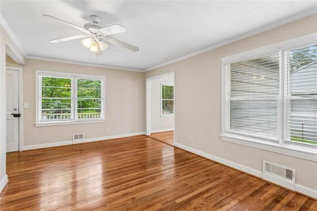 1910 La Dawn Lane, Atlanta, GA 30318