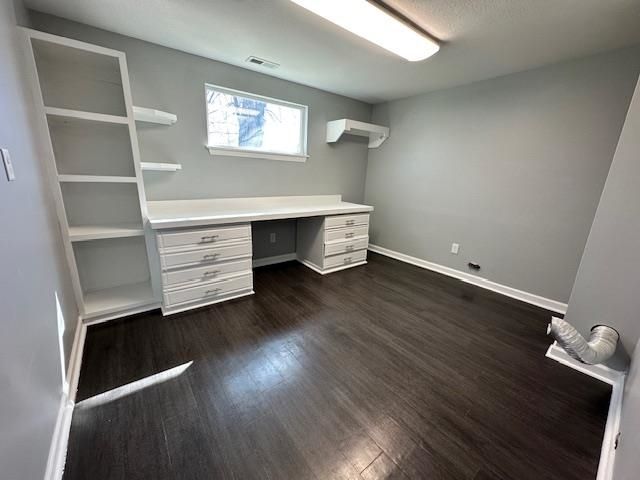 7841 S Washington St, Haysville, KS 67060