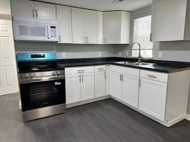 7841 S Washington St, Haysville, KS 67060