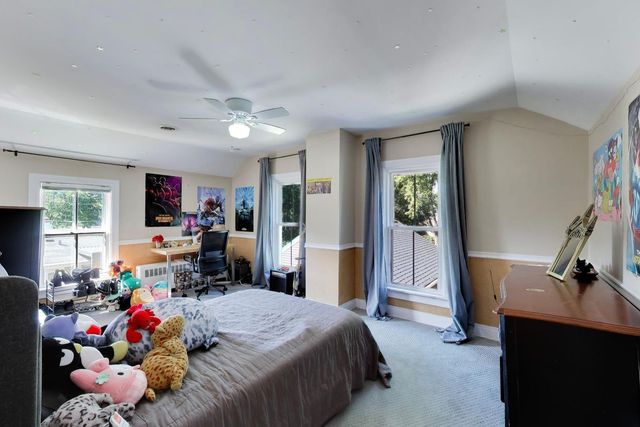 310 W Kirchhoff Road, Arlington Heights, IL 60005
