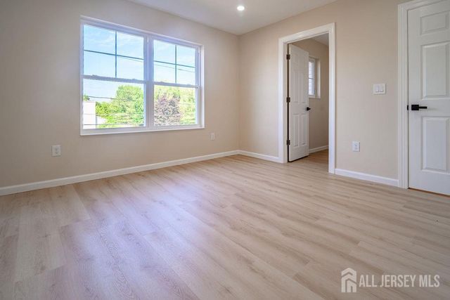 10-A Delar Parkway A, Franklin Twsp, NJ 08823