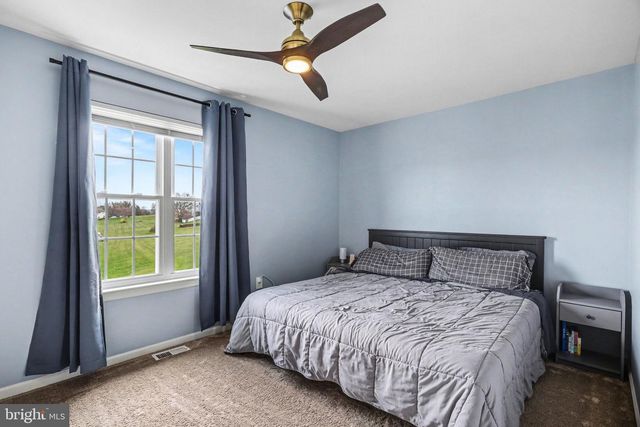 1008 HEARTHRIDGE LN, York, PA 17404