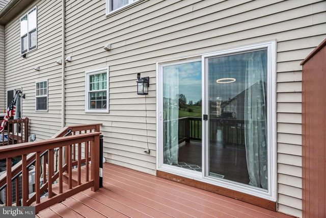 1008 HEARTHRIDGE LN, York, PA 17404