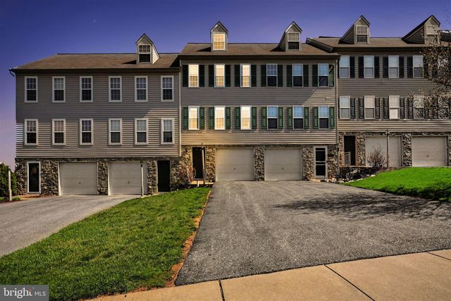 1008 HEARTHRIDGE LN, York, PA 17404