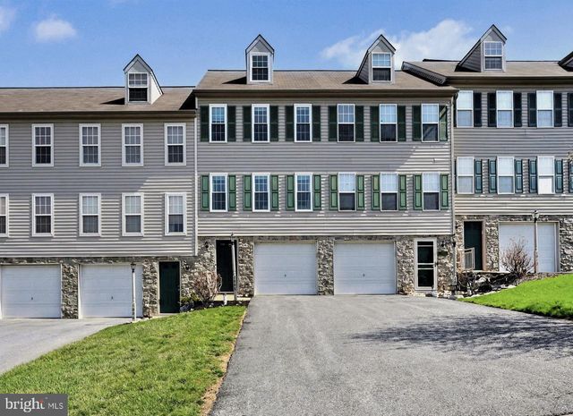 1008 HEARTHRIDGE LN, York, PA 17404