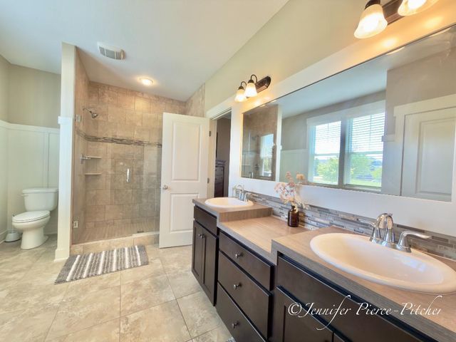 11127 Waterpoint Drive, Allendale Twp, MI 49401