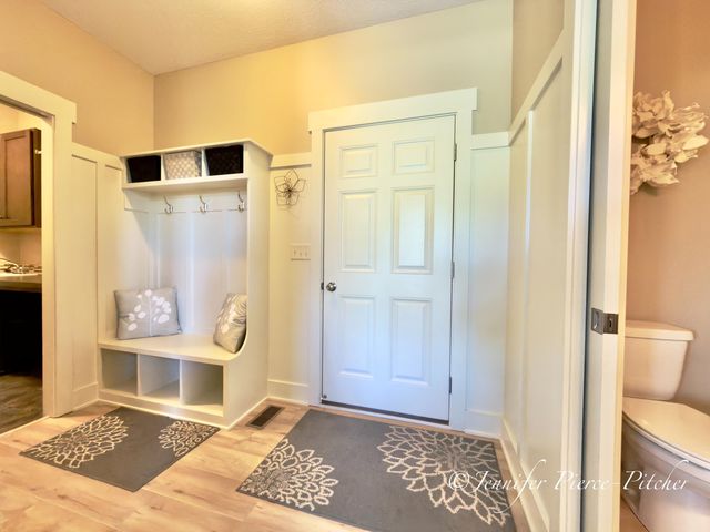 11127 Waterpoint Drive, Allendale Twp, MI 49401
