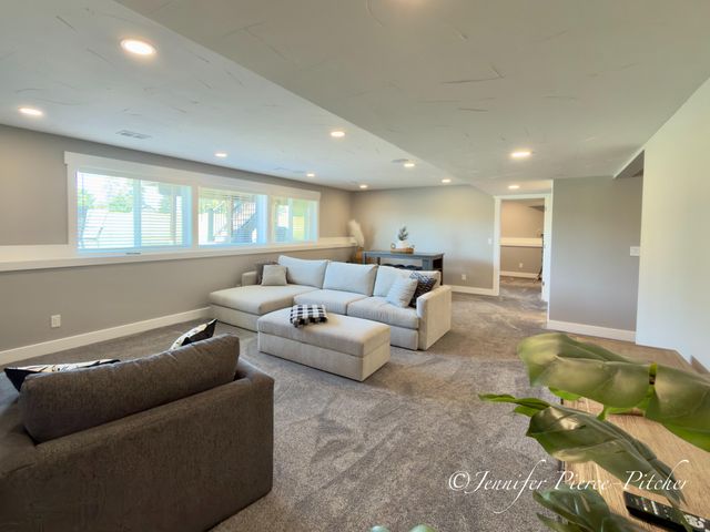 11127 Waterpoint Drive, Allendale Twp, MI 49401