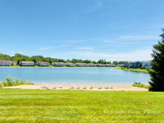 11127 Waterpoint Drive, Allendale Twp, MI 49401