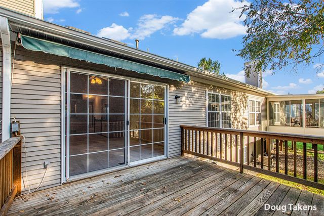 681 Strawberry Valley Avenue, Comstock Park, MI 49321