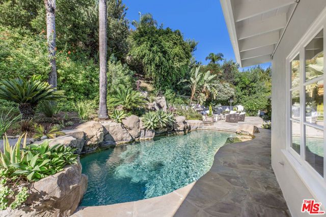 341 Surfview Drive, Pacific Palisades (los Angeles), CA 90272