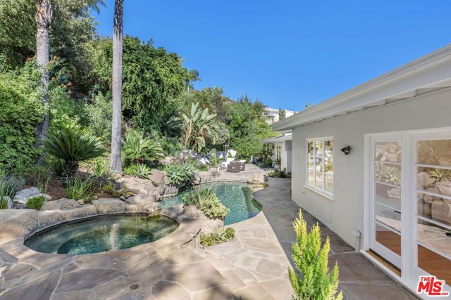 341 Surfview Drive, Pacific Palisades (los Angeles), CA 90272