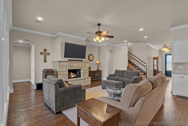 6751 E 124th Street S, Bixby, OK 74008