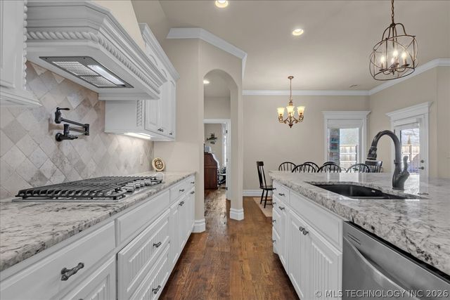 6751 E 124th Street S, Bixby, OK 74008