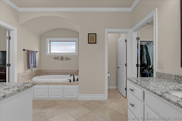 6751 E 124th Street S, Bixby, OK 74008