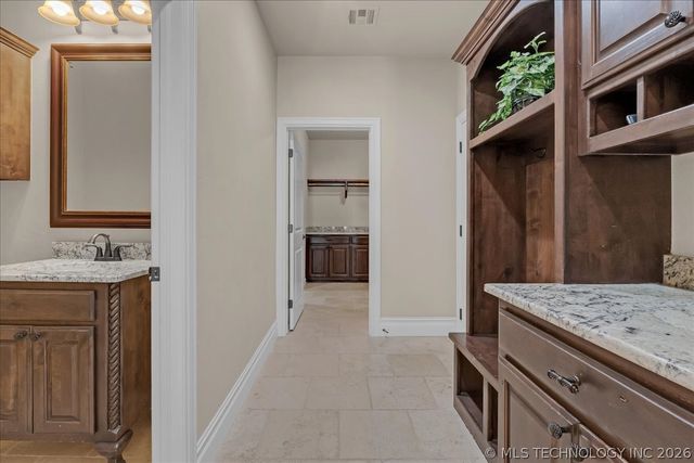 6751 E 124th Street S, Bixby, OK 74008