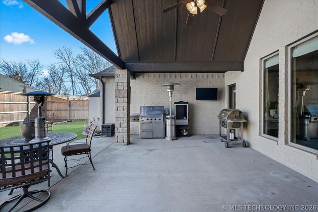6751 E 124th Street S, Bixby, OK 74008
