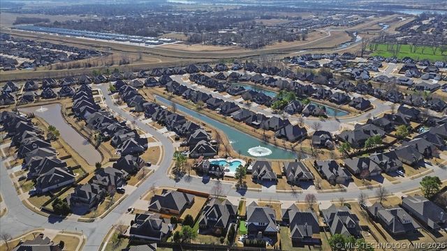 6751 E 124th Street S, Bixby, OK 74008