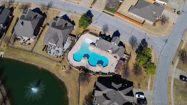 6751 E 124th Street S, Bixby, OK 74008