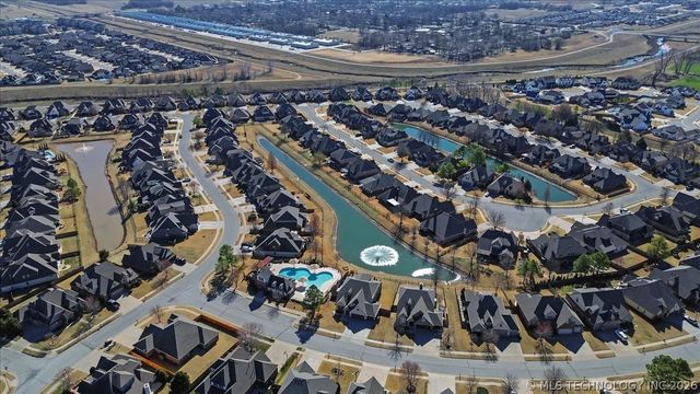 6751 E 124th Street S, Bixby, OK 74008