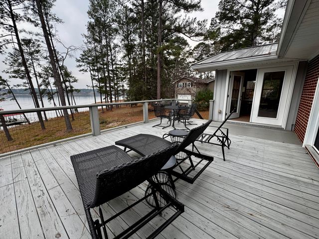 788 Holiday Road, Mc Cormick, SC 29835