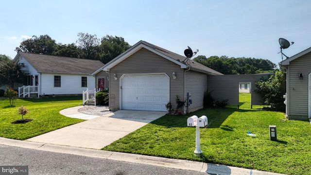 63 N PLANTERS LN, Dover, DE 19901