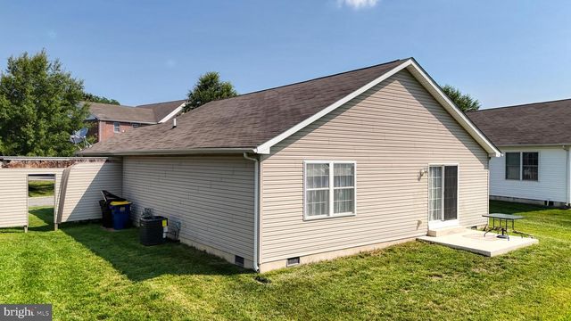 63 N PLANTERS LN, Dover, DE 19901