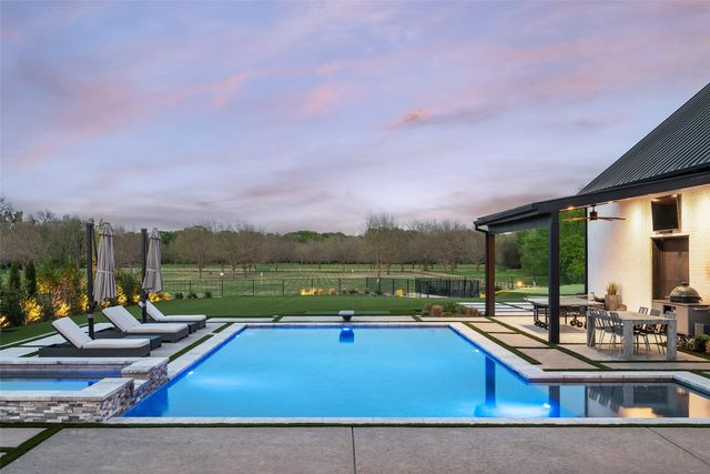 1411 Red Oak Trail, Fairview, TX 75069