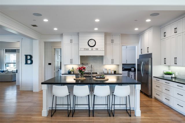 1411 Red Oak Trail, Fairview, TX 75069