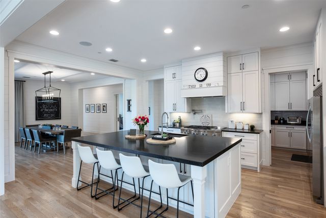 1411 Red Oak Trail, Fairview, TX 75069