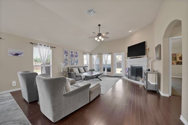 10401 Flat Creek Trl, Mckinney, TX 75072