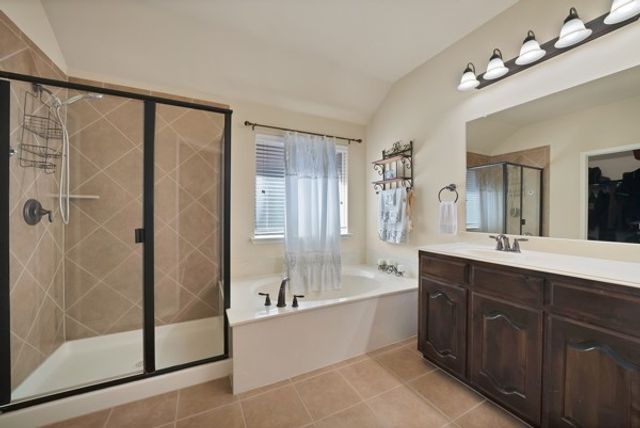 10401 Flat Creek Trl, Mckinney, TX 75072