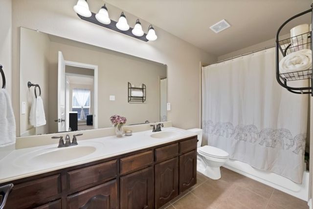 10401 Flat Creek Trl, Mckinney, TX 75072