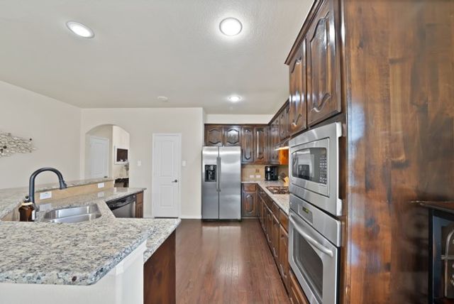 10401 Flat Creek Trl, Mckinney, TX 75072